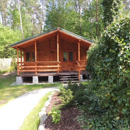 Osrodek Wypoczynkowy "Puszczyk" Wolnostojace Domki Z Bali Sierakow  Buitenkant foto