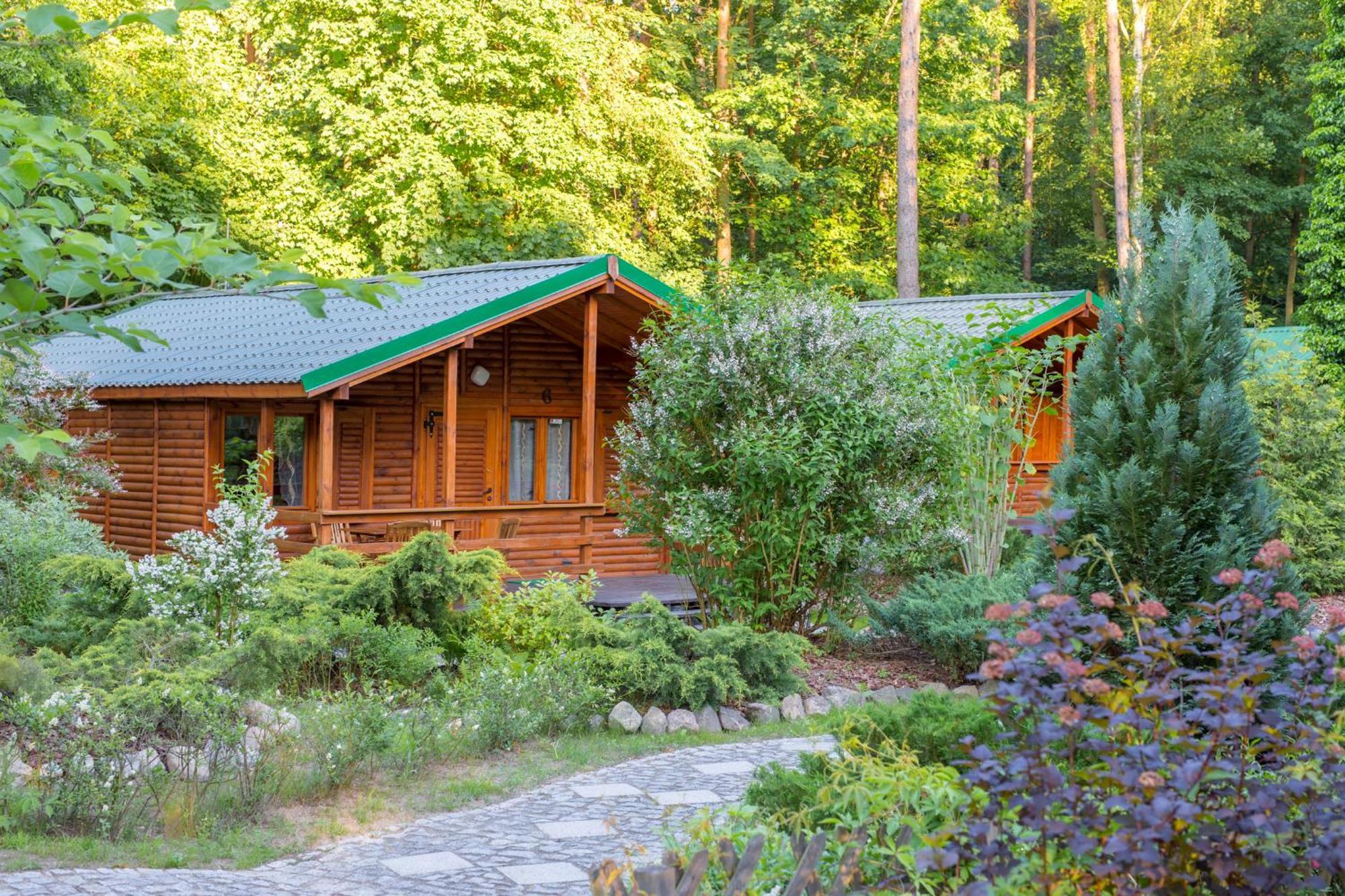 Osrodek Wypoczynkowy "Puszczyk" Wolnostojace Domki Z Bali Sierakow  Buitenkant foto